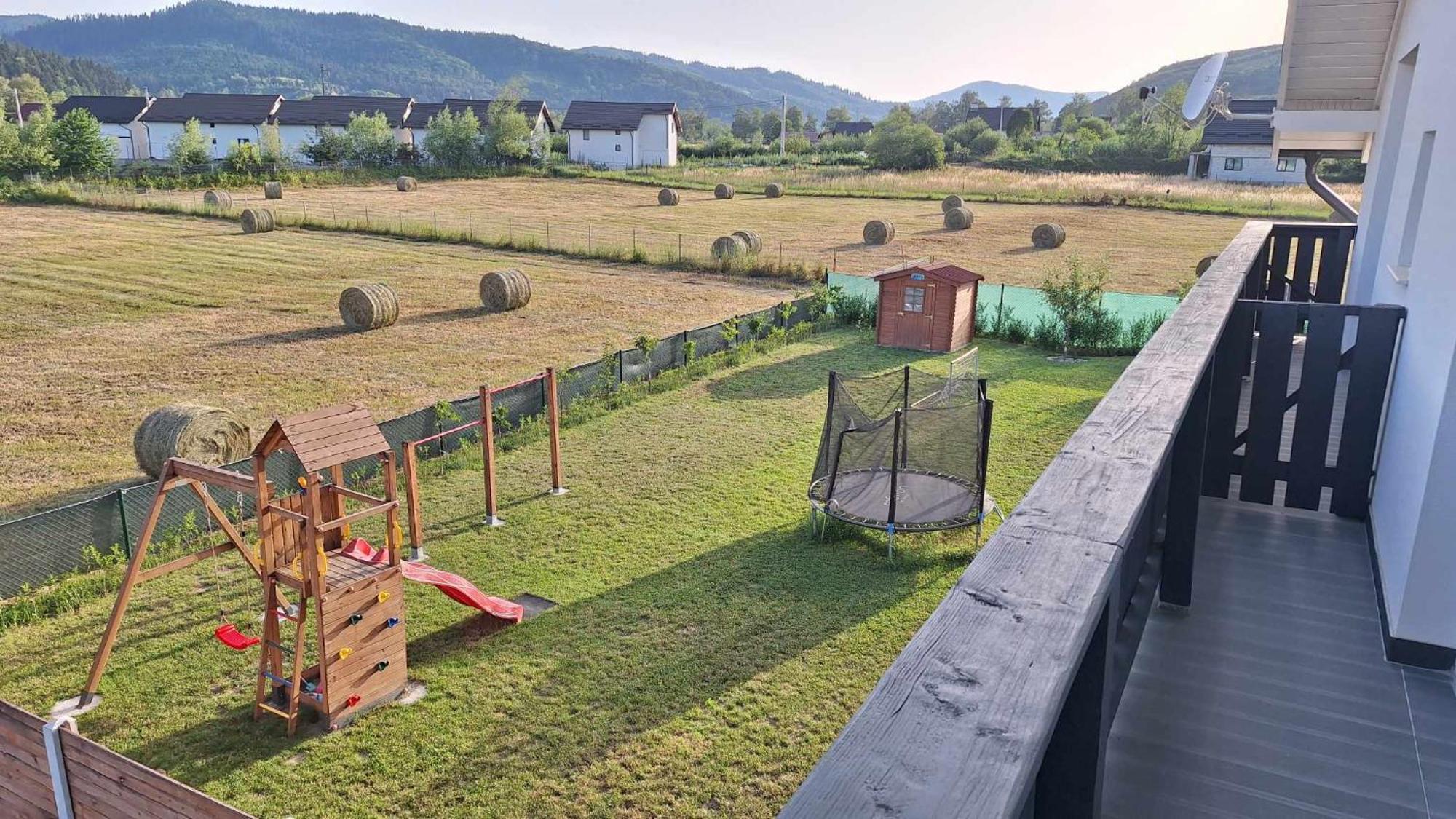 Dom Hills Bucovina Hotel Gura Humorului Exterior photo